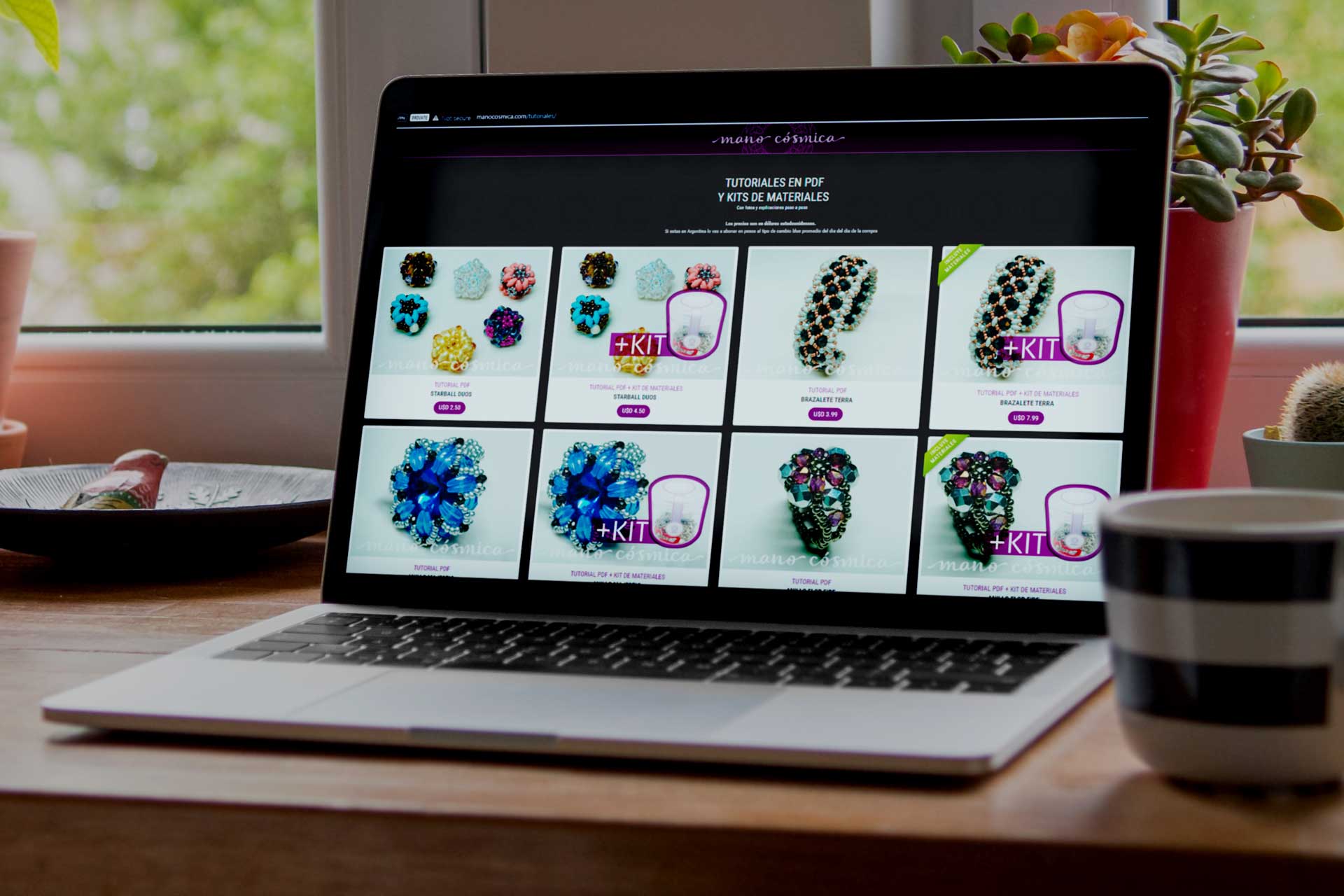 ManoCosmica Tutoriales Web Design